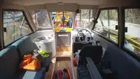 Kapal pesiar-feri untuk dijual