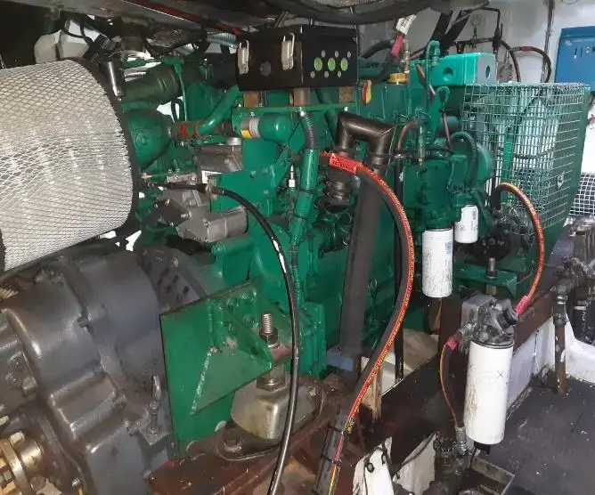 Kapal patroli untuk dijual