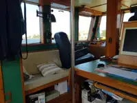 Kapal patroli untuk dijual