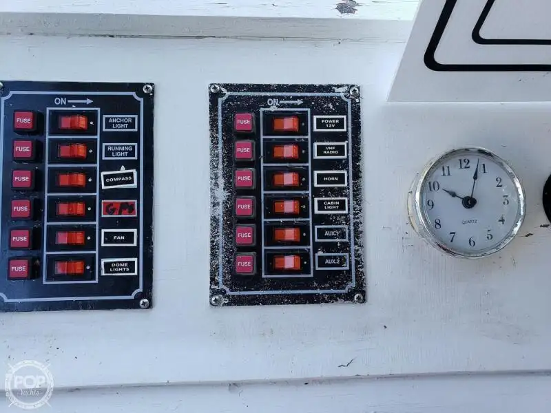 Kapal feri untuk dijual
