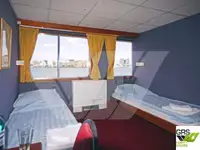 Kapal pesiar untuk dijual