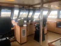 Kapal kru untuk dijual