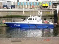 Kapal patroli untuk dijual