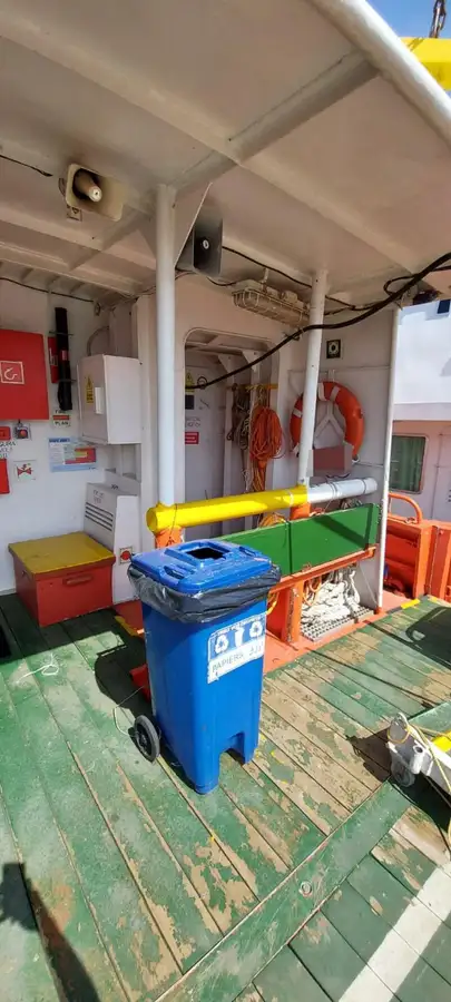 Kapal kru untuk dijual