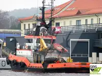 Kapal penarik dijual