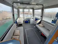 Kapal feri untuk dijual