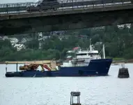 Kapal patroli untuk dijual