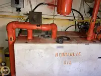 Kapal pendarat, tank untuk dijual