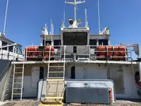 Kapal kru untuk dijual