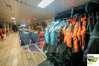 Kapal penumpang untuk dijual