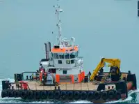 Kapal penarik dijual
