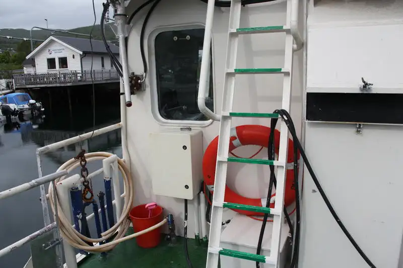 Kapal tunda untuk dijual