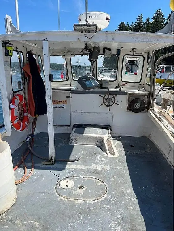 Kapal pengolahan ikan untuk dijual