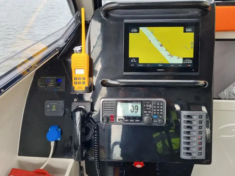 Kapal kontainer untuk dijual