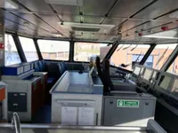 Kapal kru untuk dijual