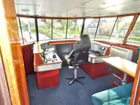 Kapal pesiar untuk dijual