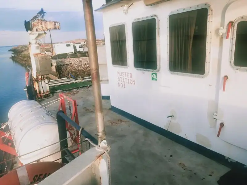 Kapal pendarat, tank untuk dijual