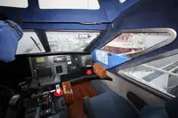 Kapal patroli untuk dijual