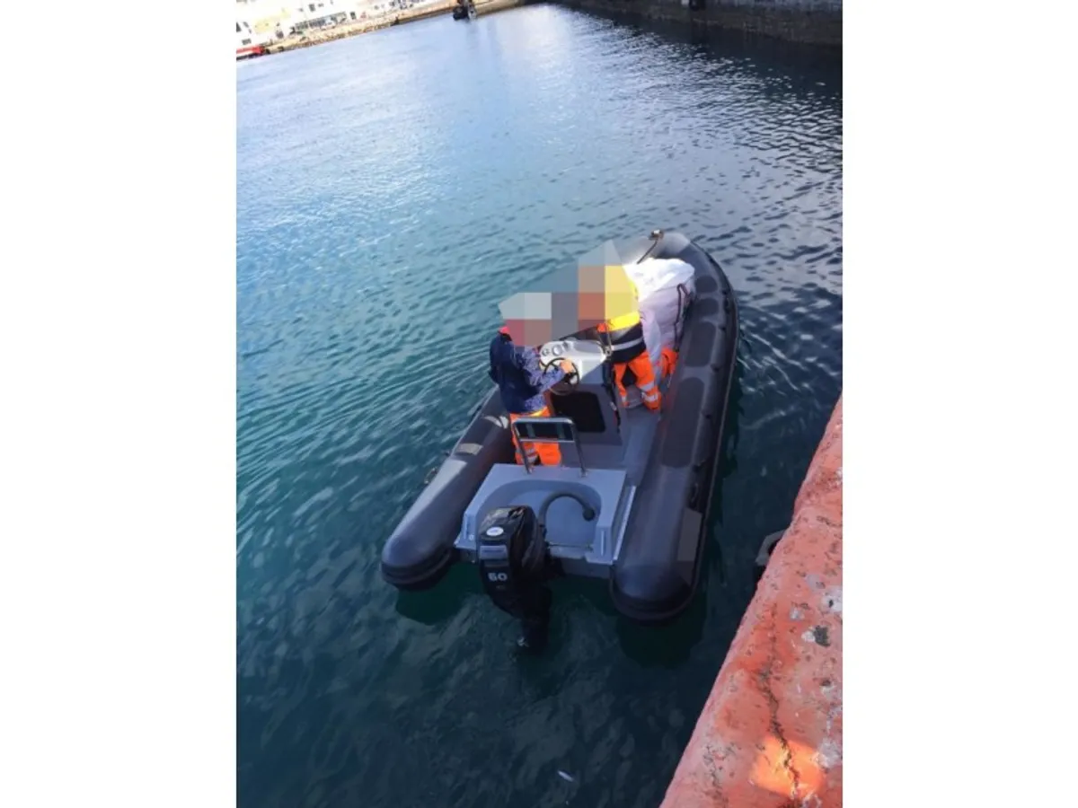 Kapal tunda untuk dijual