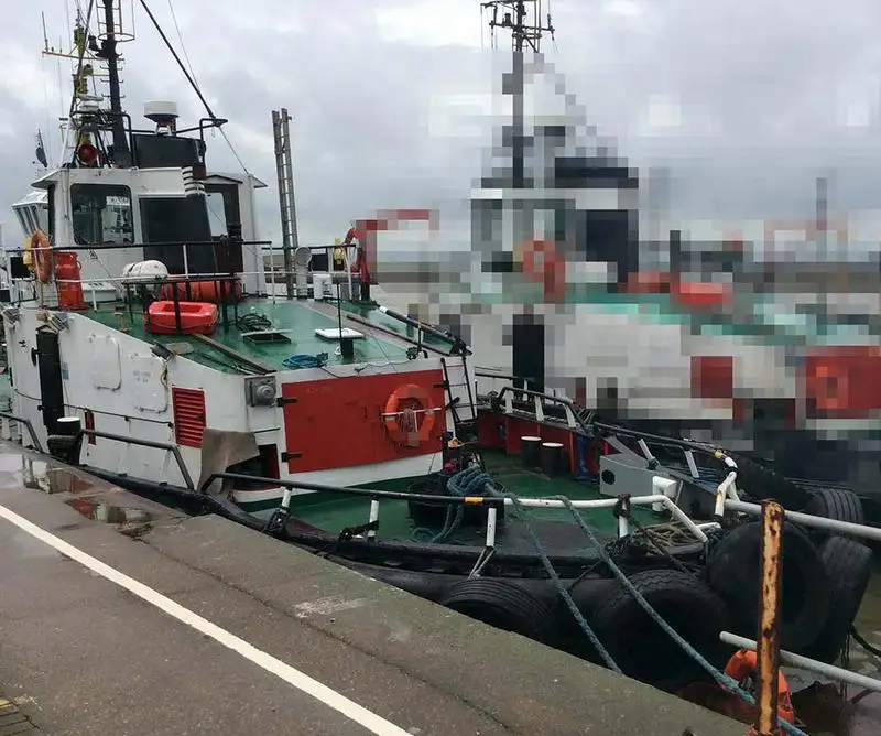 Kapal tunda untuk dijual