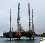 Rig pengeboran lepas pantai untuk dijual