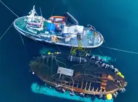 Kapal penarik dijual
