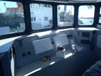 Kapal pendarat, tank untuk dijual