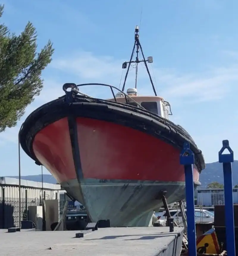 Kapal pandu untuk dijual