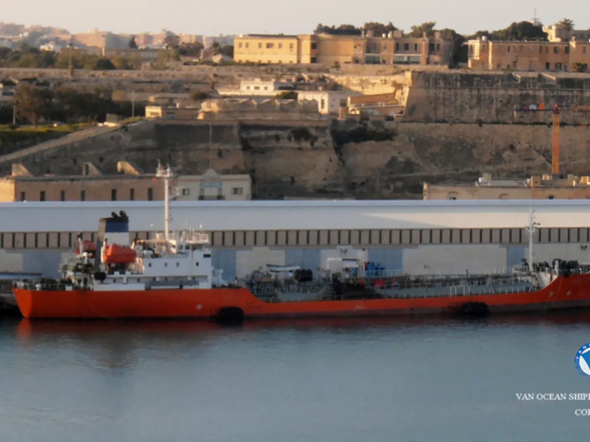 Kapal tanker minyak/kimia untuk dijual