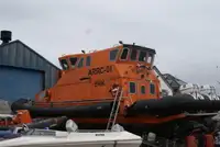 Kapal kru untuk dijual