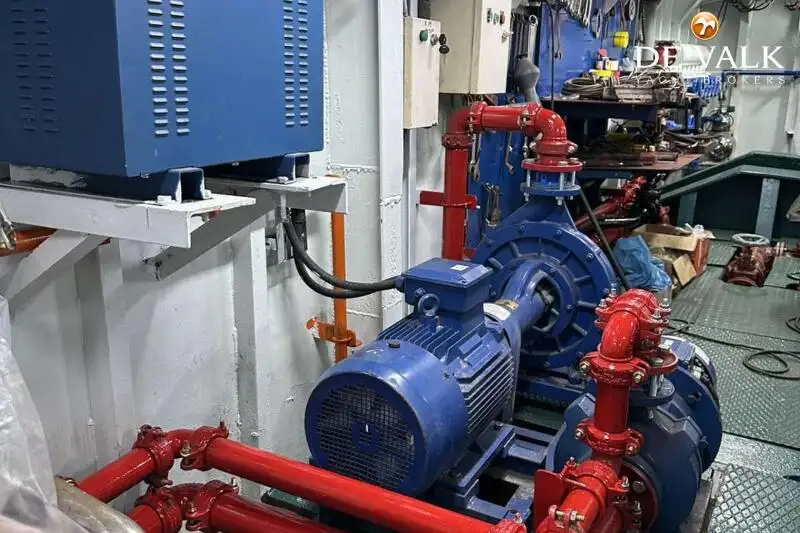 Kapal feri untuk dijual