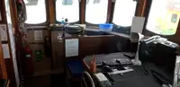 Kapal patroli untuk dijual
