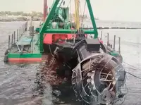 Kapal keruk dijual