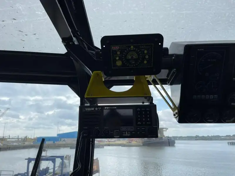 Kapal kontainer untuk dijual