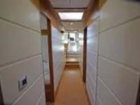 Yacht untuk dijual