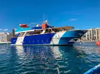 Kapal feri dijual