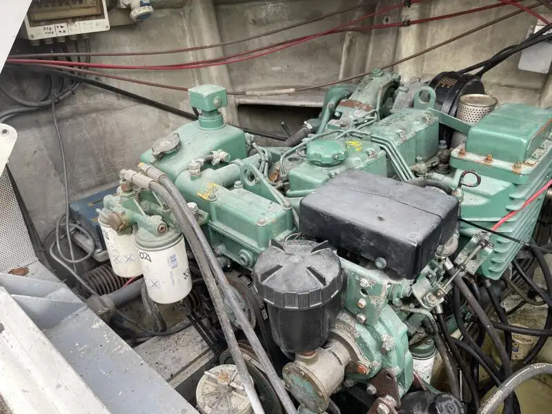Kapal patroli untuk dijual