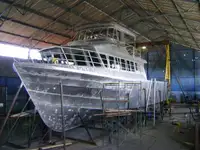 Kapal feri dijual