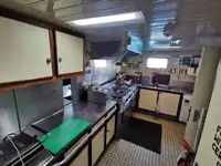 Kapal suplai untuk dijual