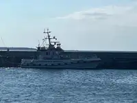Kapal patroli untuk dijual