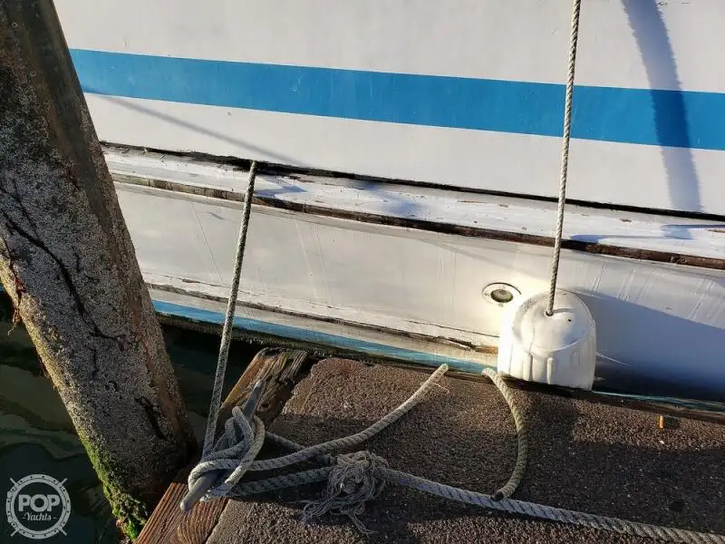 Kapal feri untuk dijual