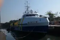 Kapal kontainer untuk dijual