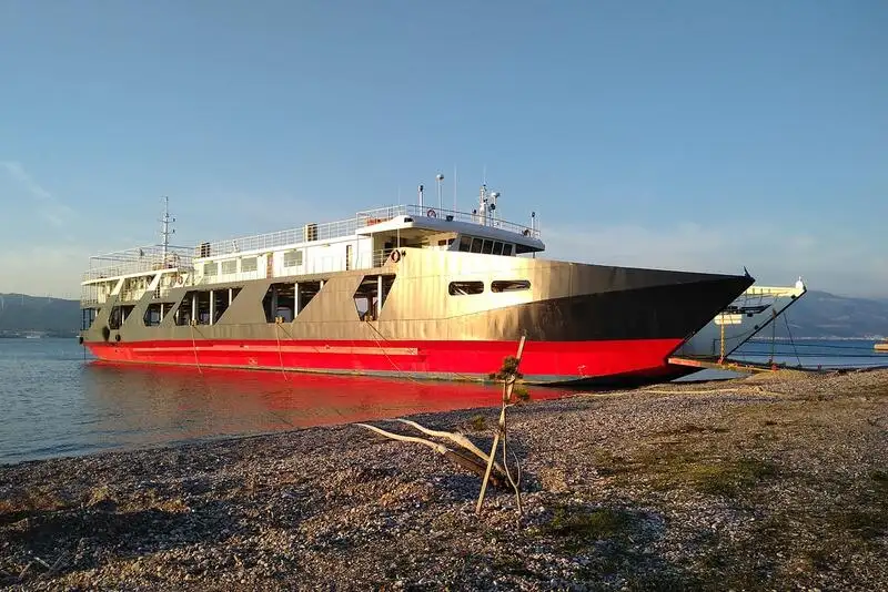 Kapal pendarat, tank untuk dijual