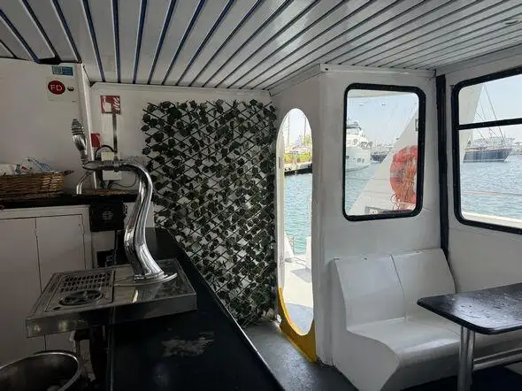 Kapal pesiar untuk dijual