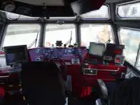 Kapal kru untuk dijual