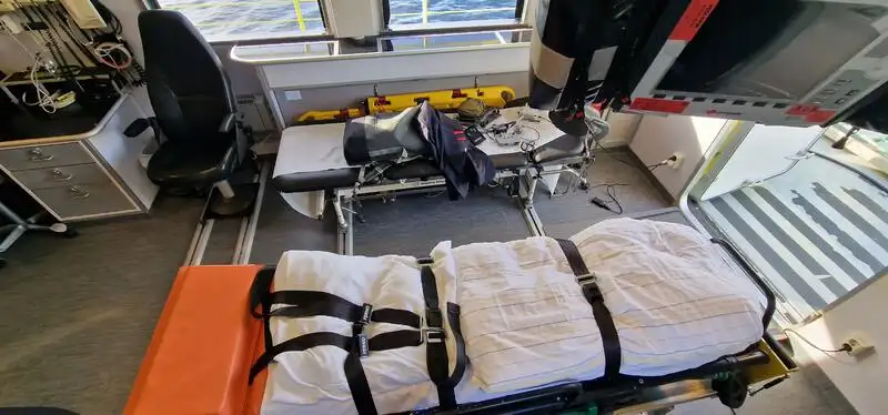 Kapal penyelamat untuk dijual