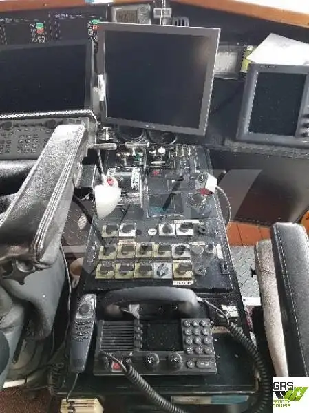 Tongkang akomodasi untuk dijual