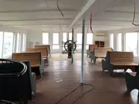Kapal feri dijual