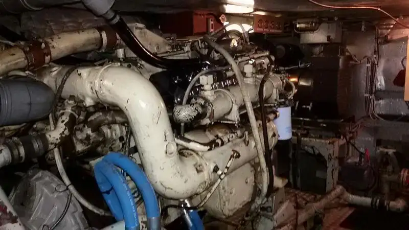 Kapal patroli untuk dijual