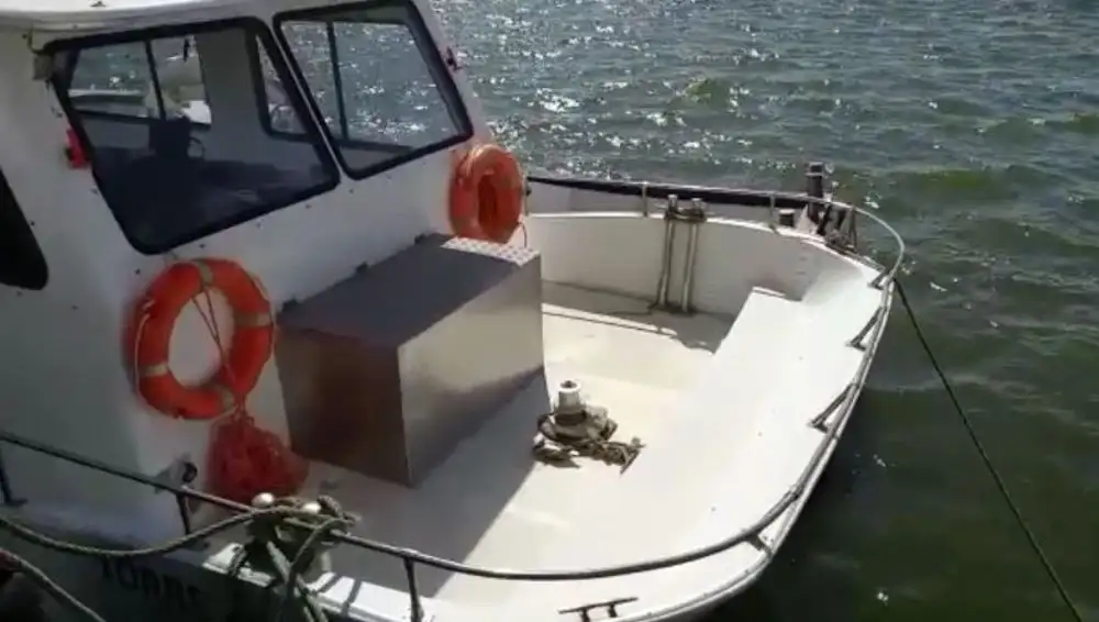 Kapal kru untuk dijual